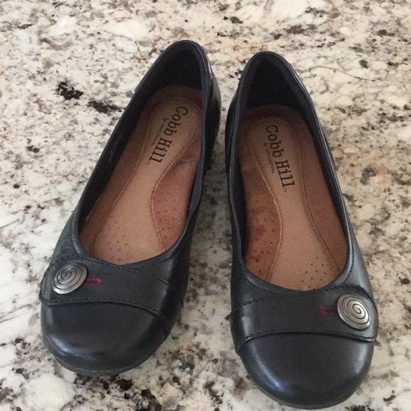 shoes that look like moccasins